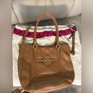 Tory Burch Amanda Leather Exterior Tote Bag